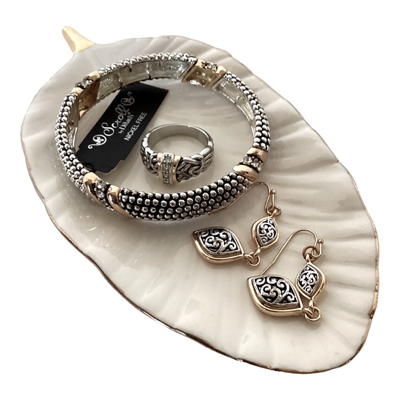 Scroll Gold And Silver Tone Link Stretch Bracelet Petite White Crystal Accents - Picture 12 of 14